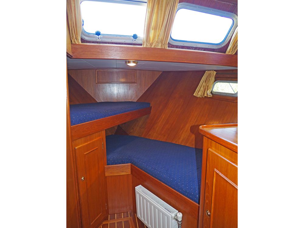 Vorschiff, Innenausstattung